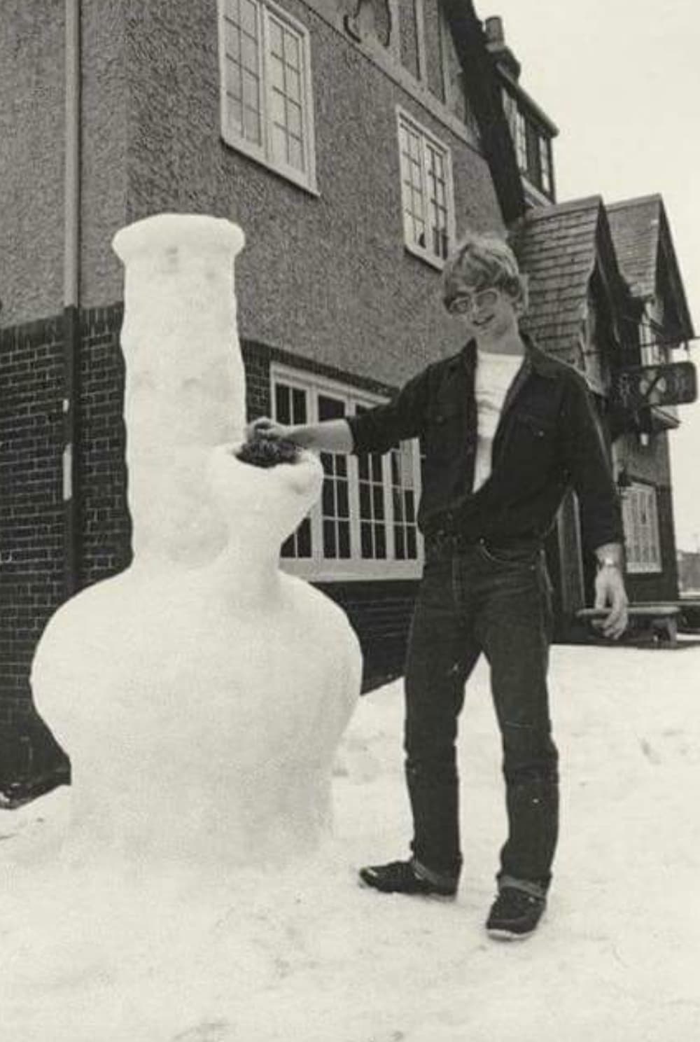 jeffery dahmer snow bong